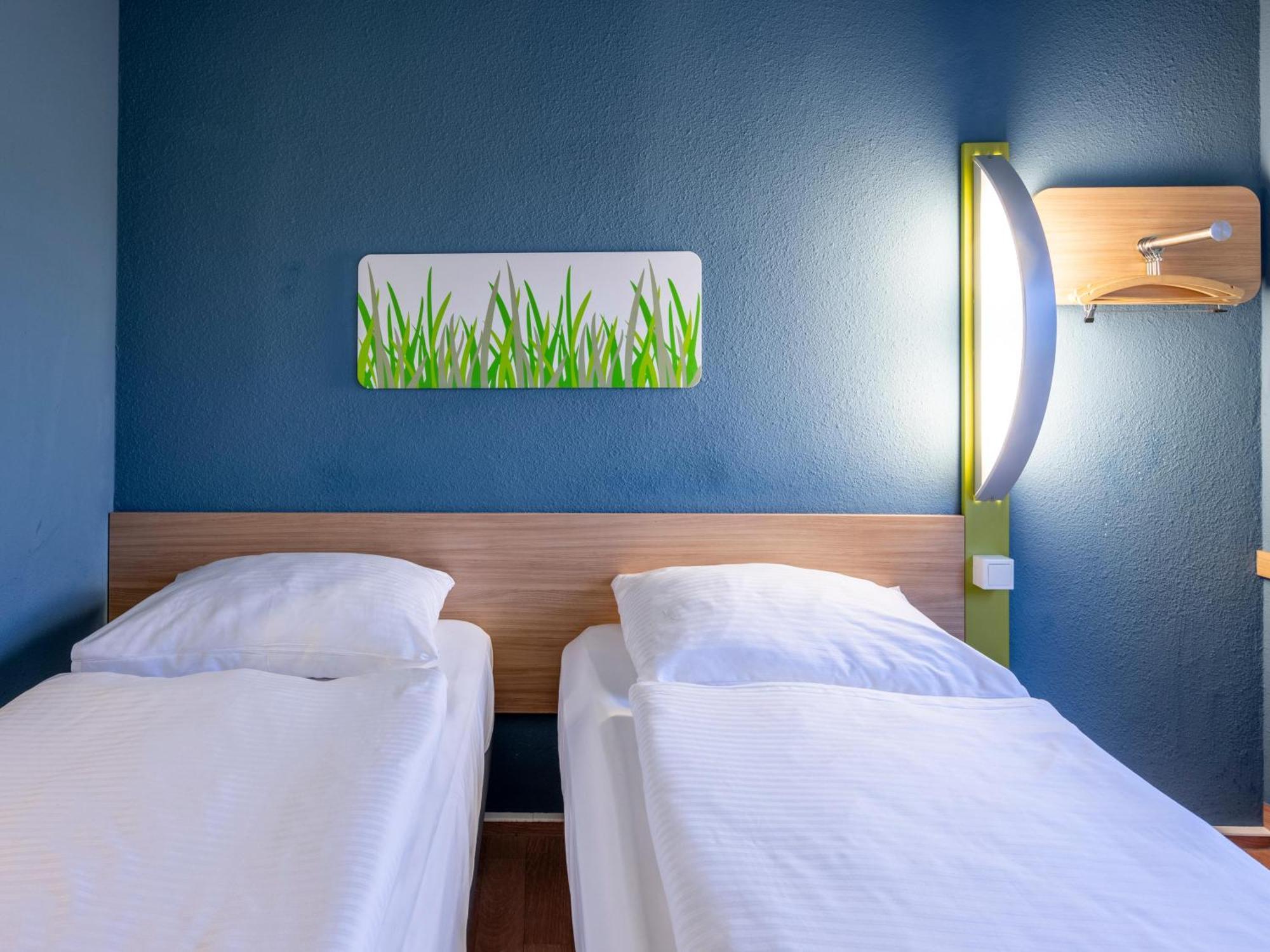 B&B Hotel Giessen-Linden Linden  Екстер'єр фото