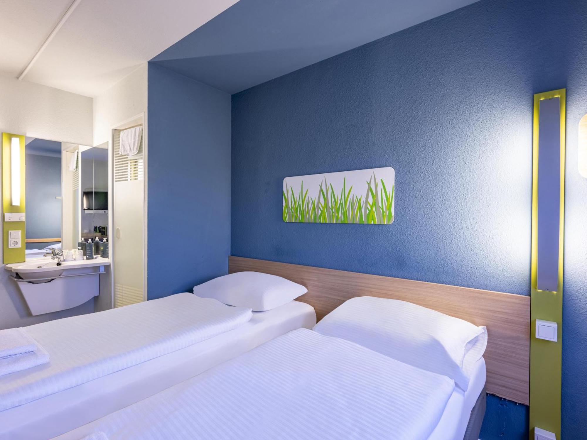 B&B Hotel Giessen-Linden Linden  Екстер'єр фото