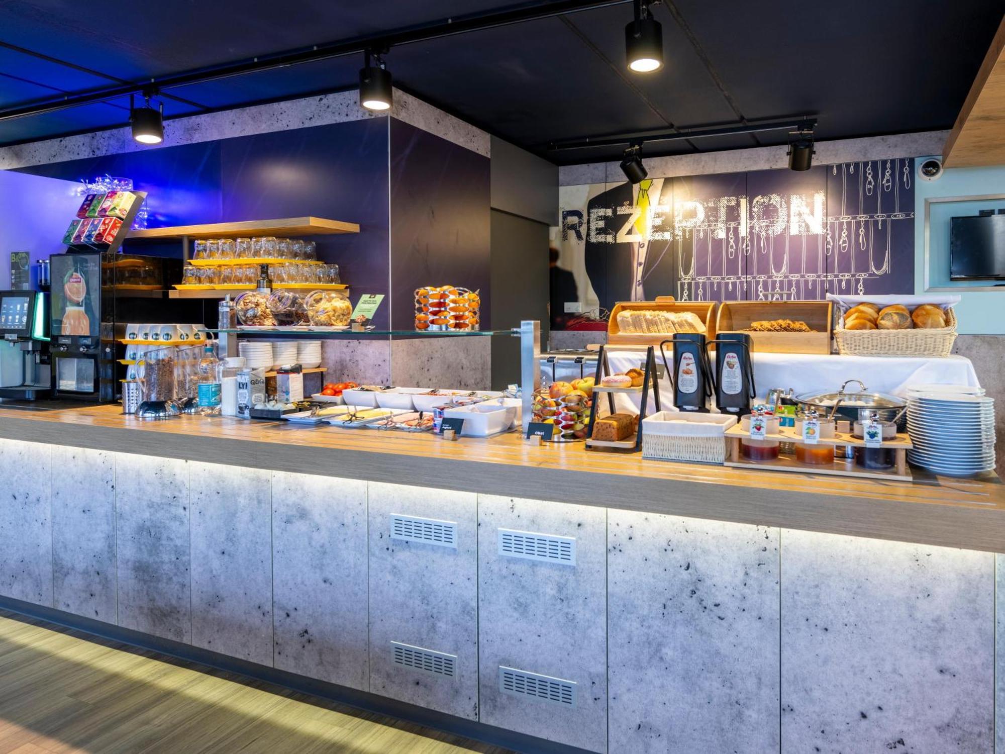 B&B Hotel Giessen-Linden Linden  Екстер'єр фото