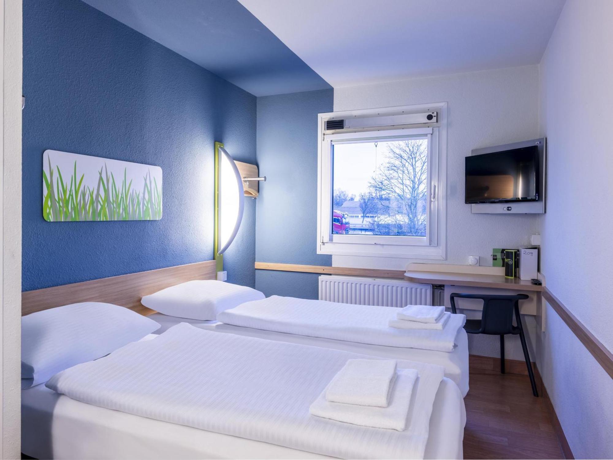 B&B Hotel Giessen-Linden Linden  Екстер'єр фото